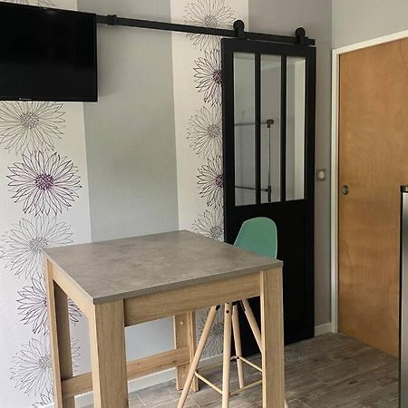 Ravissant Pied A Terre Pour Deux. Villa Gourin Екстериор снимка