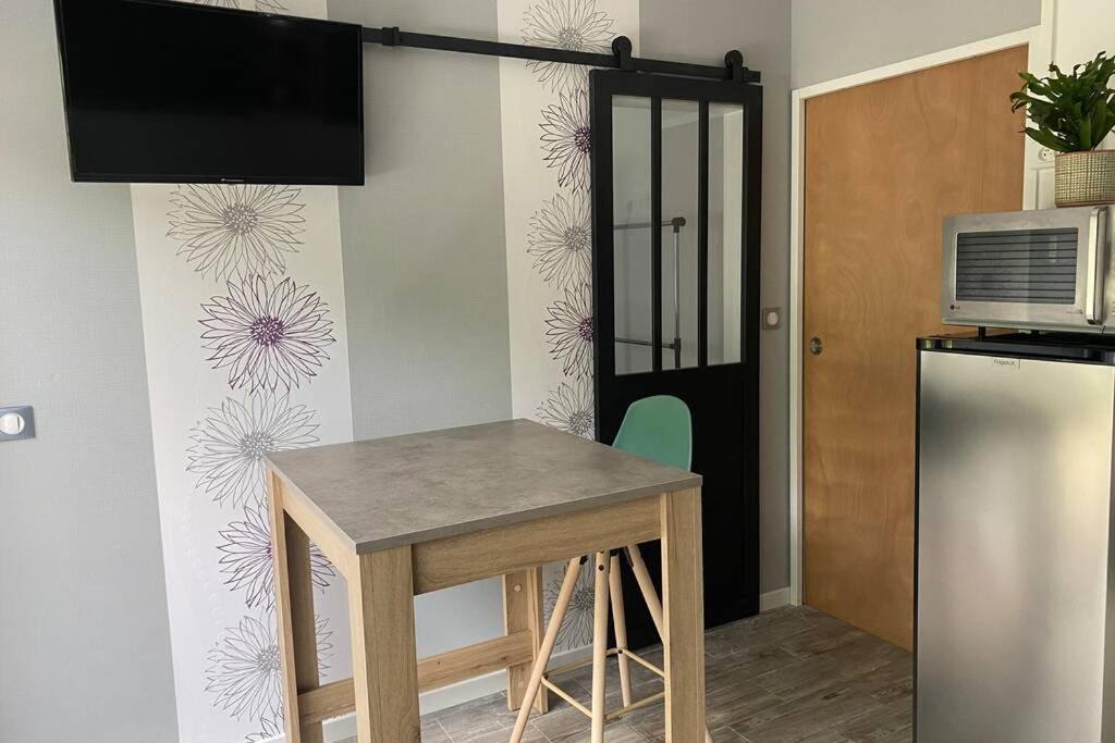 Ravissant Pied A Terre Pour Deux. Villa Gourin Екстериор снимка